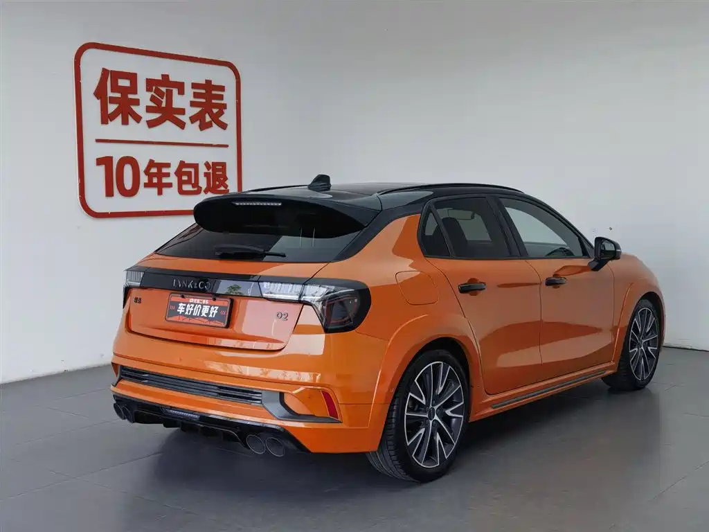 Lynk & Co 02 Hatchback 2021 2.0TD Halo фото 2