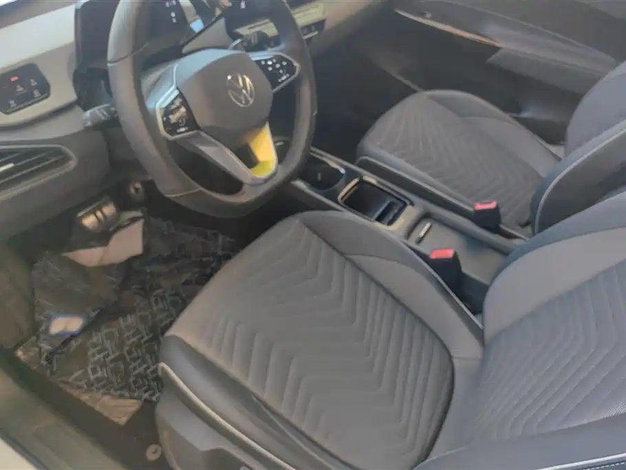 Volkswagen ID.3 2023 Pure Smart Edition фото 9