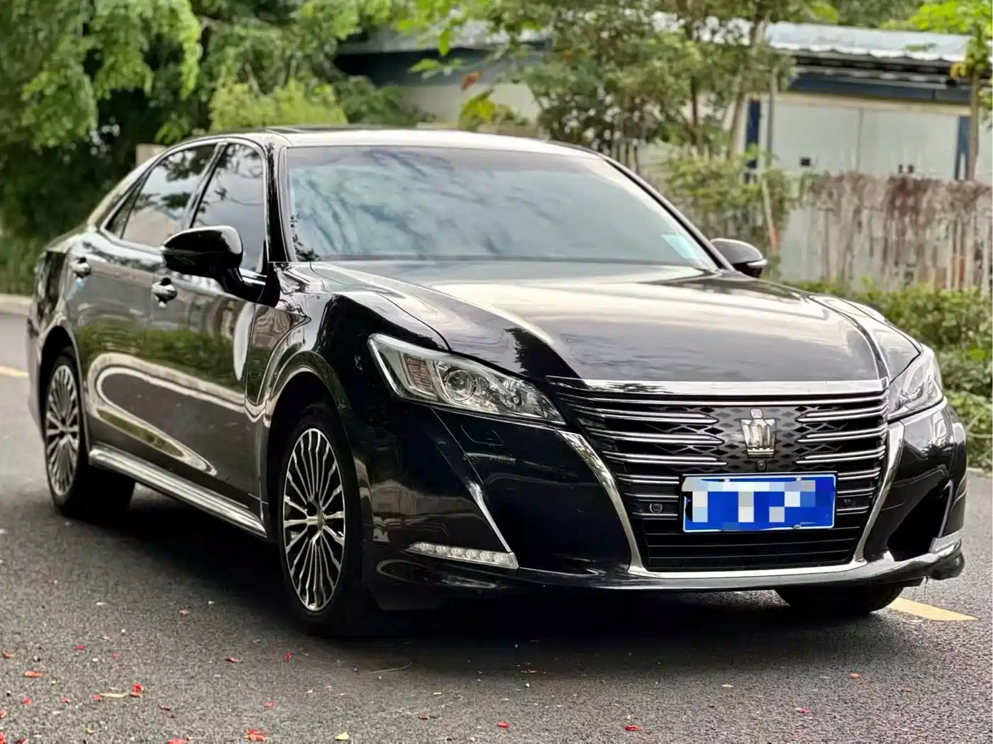 Toyota Crown 2018 2.0T Sport Edition фото 2