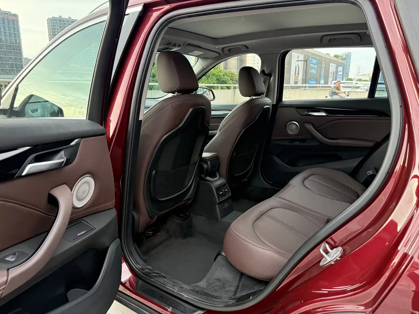 BMW X1 2021 sDrive25Li Leading фото 4