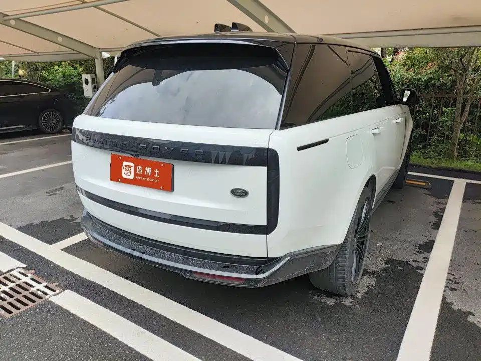 Фото 9 - Land Rover Range Rover