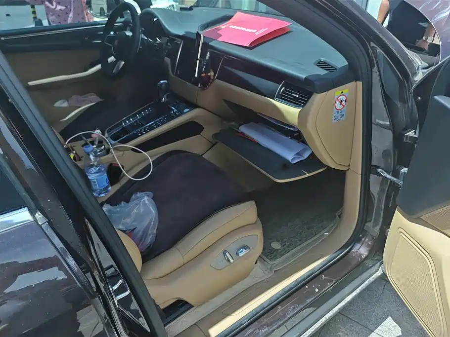 Porsche Macan 2017 Macan 2.0T фото 8