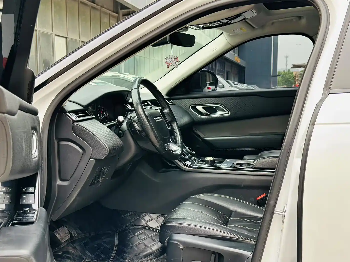 Land Rover Range Rover Velar 2017 P250 S фото 7