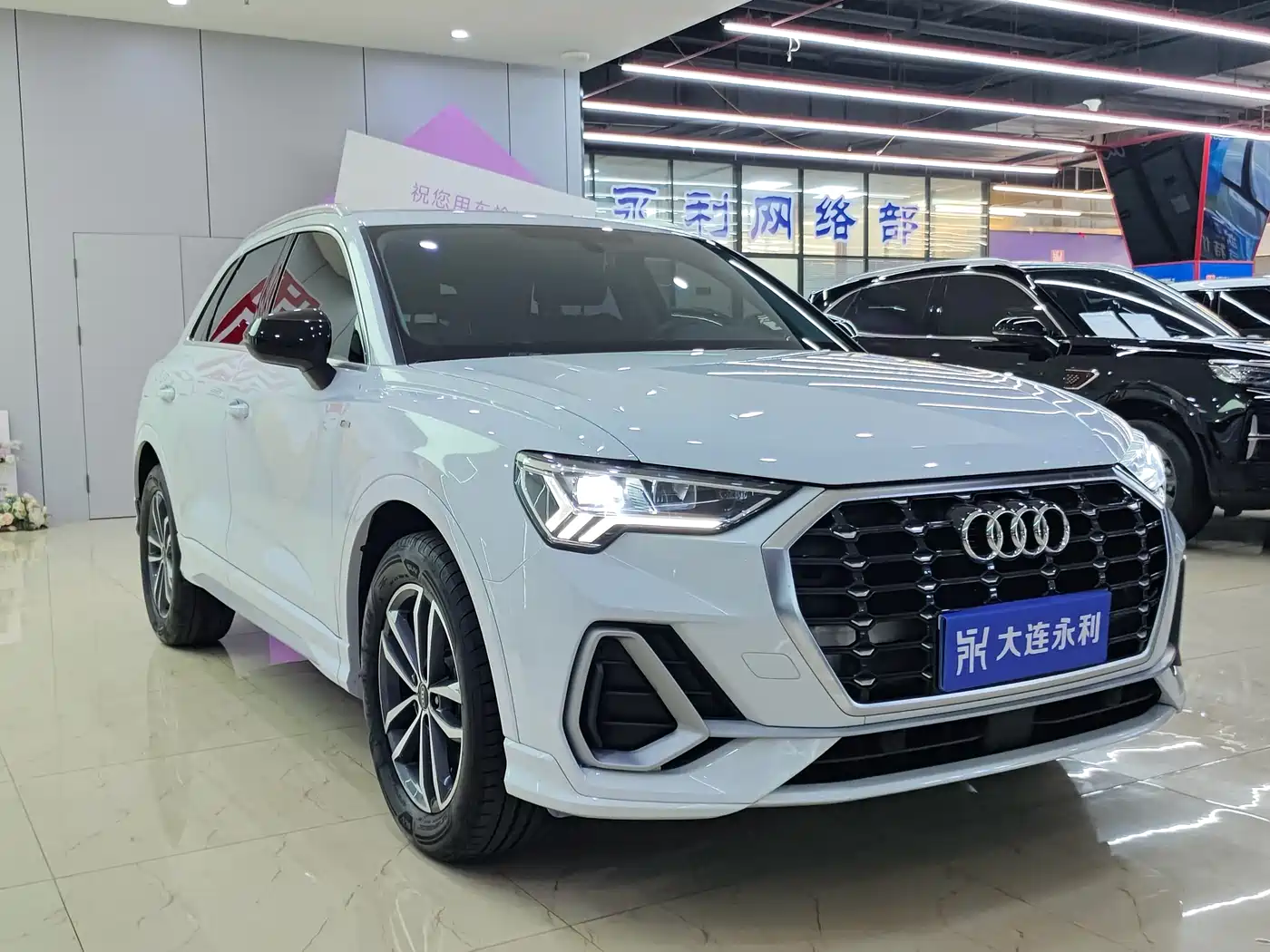 Audi Q3 2023 35 TFSI Progressive Dynamic (1.4T) фото 3