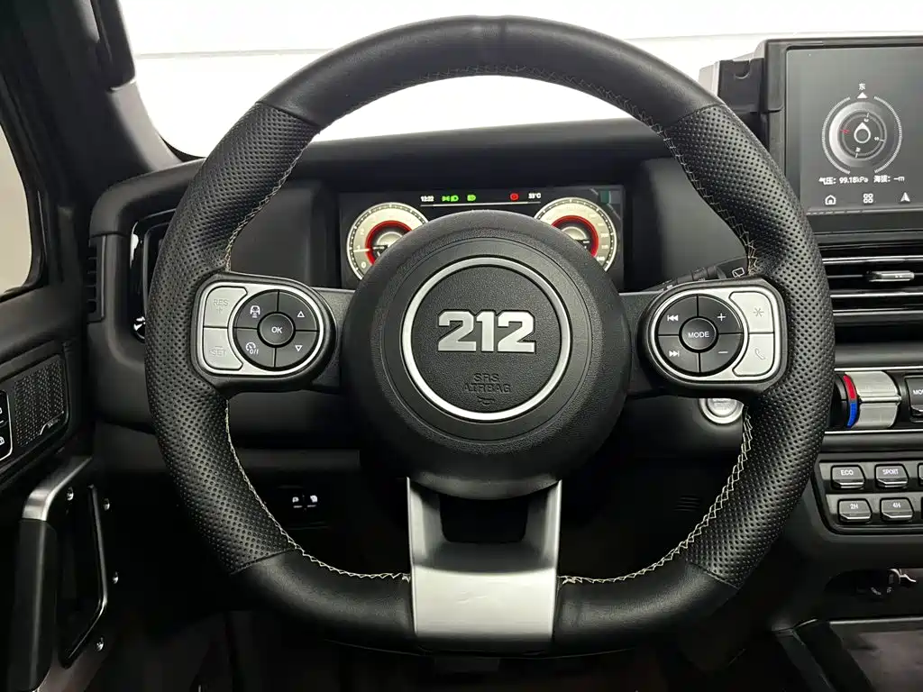 212 T01 2025 2024 2.0T Explorer