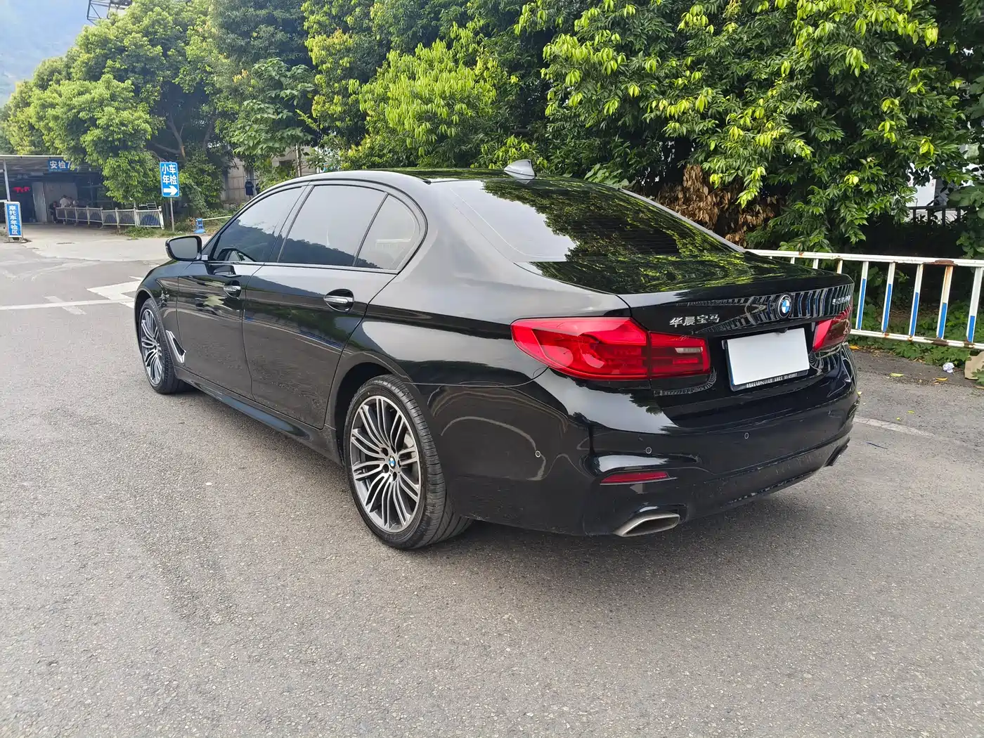 BMW 5 Series 2018 Facelift 530Li Exclusive M Sport Package фото 7