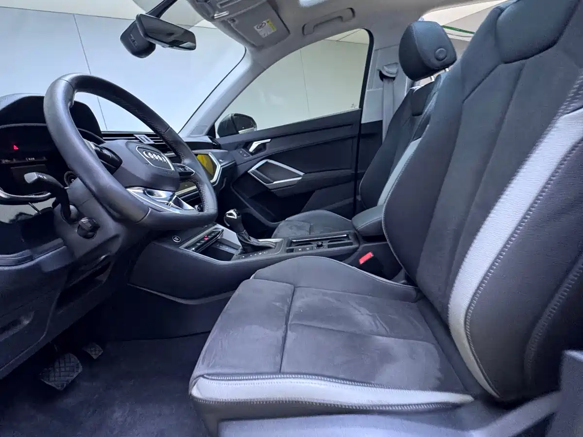 Audi Q3 2023 35 TFSI Fashion Dynamic (1.4T) фото 11