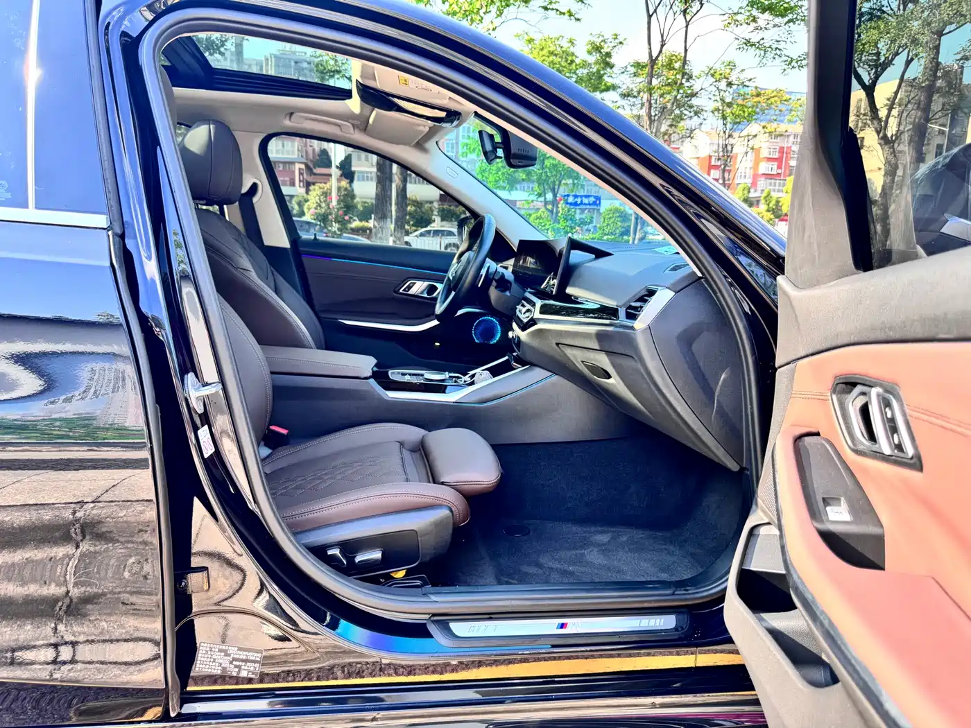 BMW 3 Series 2023 320Li M Sport Package фото 12