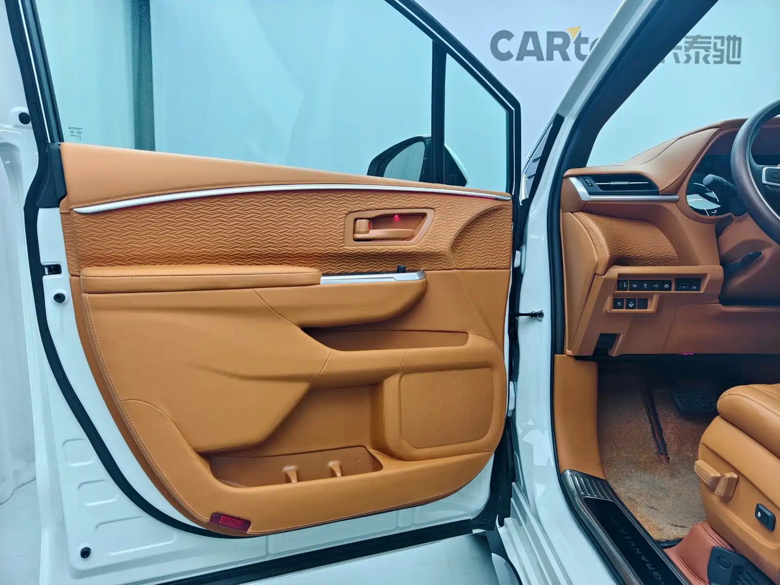 Фото 9 - Toyota Granvia