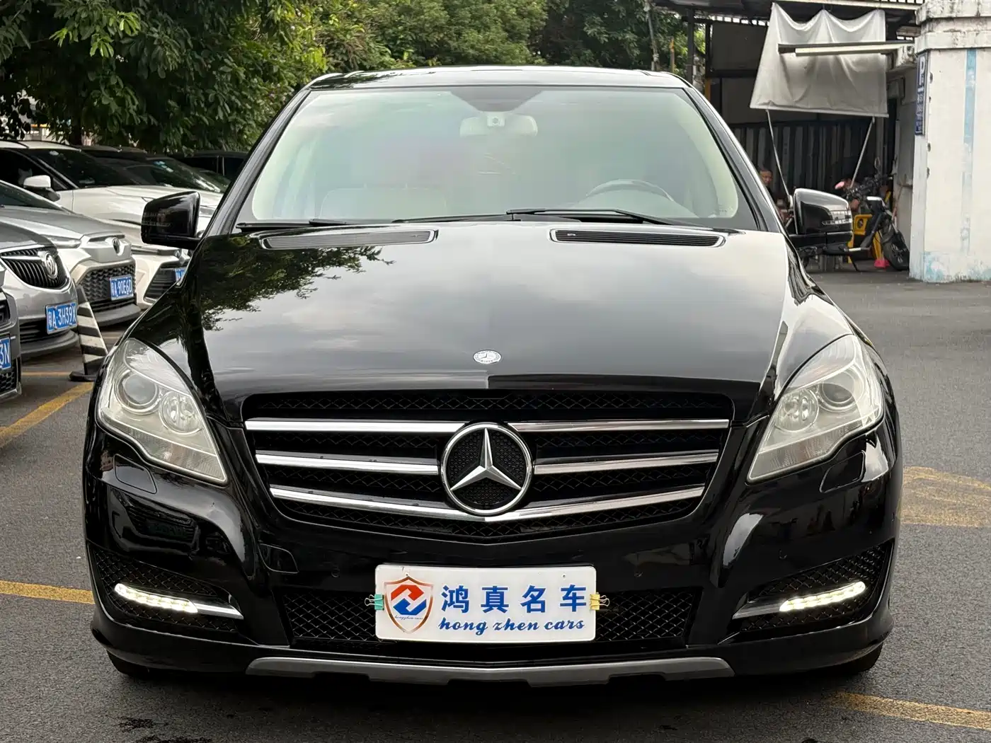 Mercedes-Benz R-Class 2017 R 320 4MATIC Business Collector's Edition фото 2