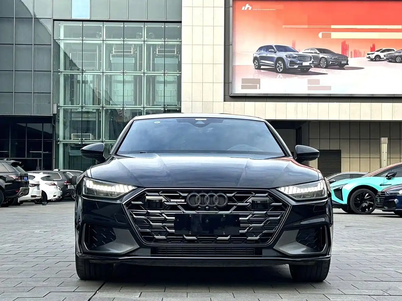 Audi A7L 2025 Model Year 45 TFSI quattro Black Knight Edition фото 2