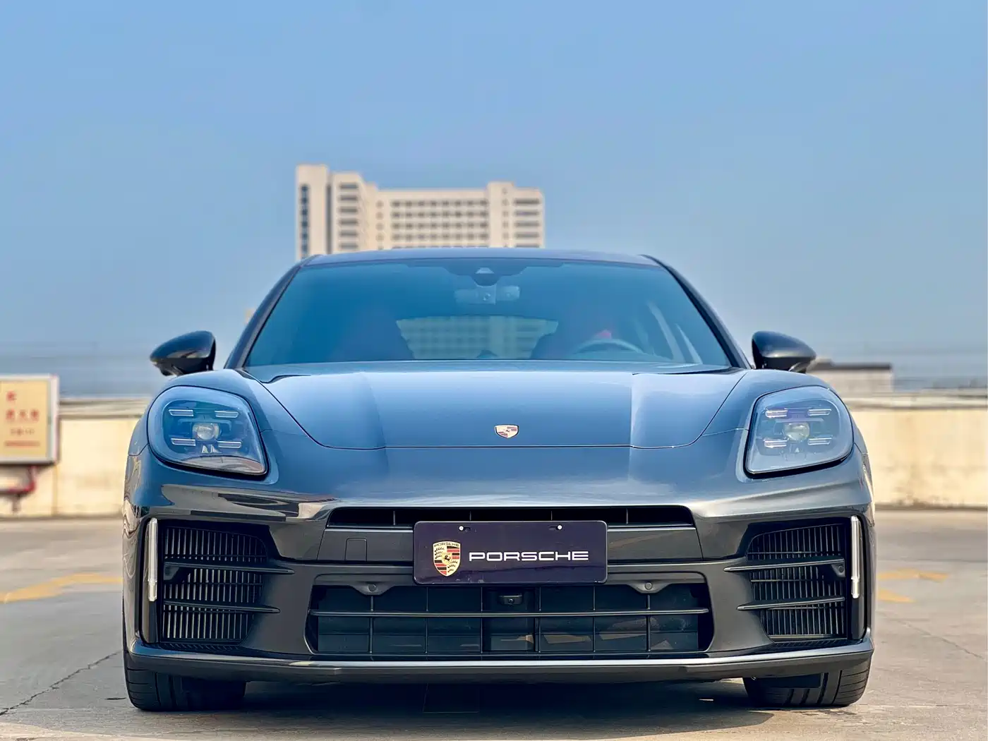 Porsche Panamera 2026 Panamera 4 Executive Long Wheelbase 2.9T фото 2