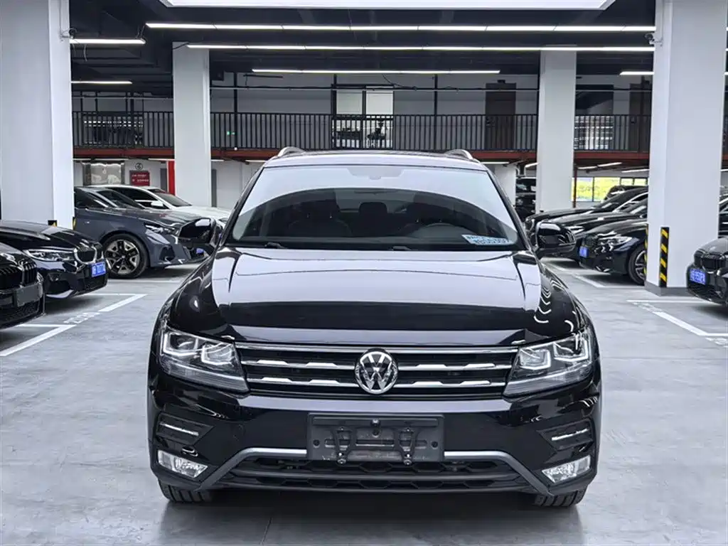 Volkswagen Tiguan L 2020 330TSI Auto 2WD Panorama Comfort China VI фото 2