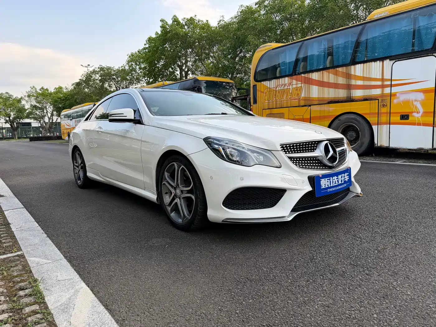 Mercedes-Benz E-Class (Import) 2014 E 260 Coupe фото 3
