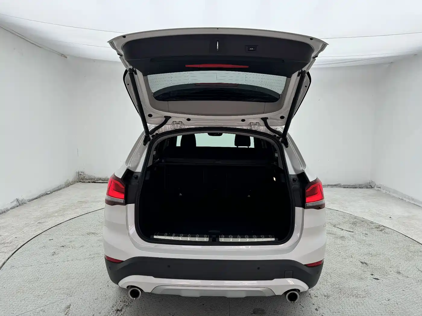 BMW X1 2022 sDrive20Li Fashion фото 22