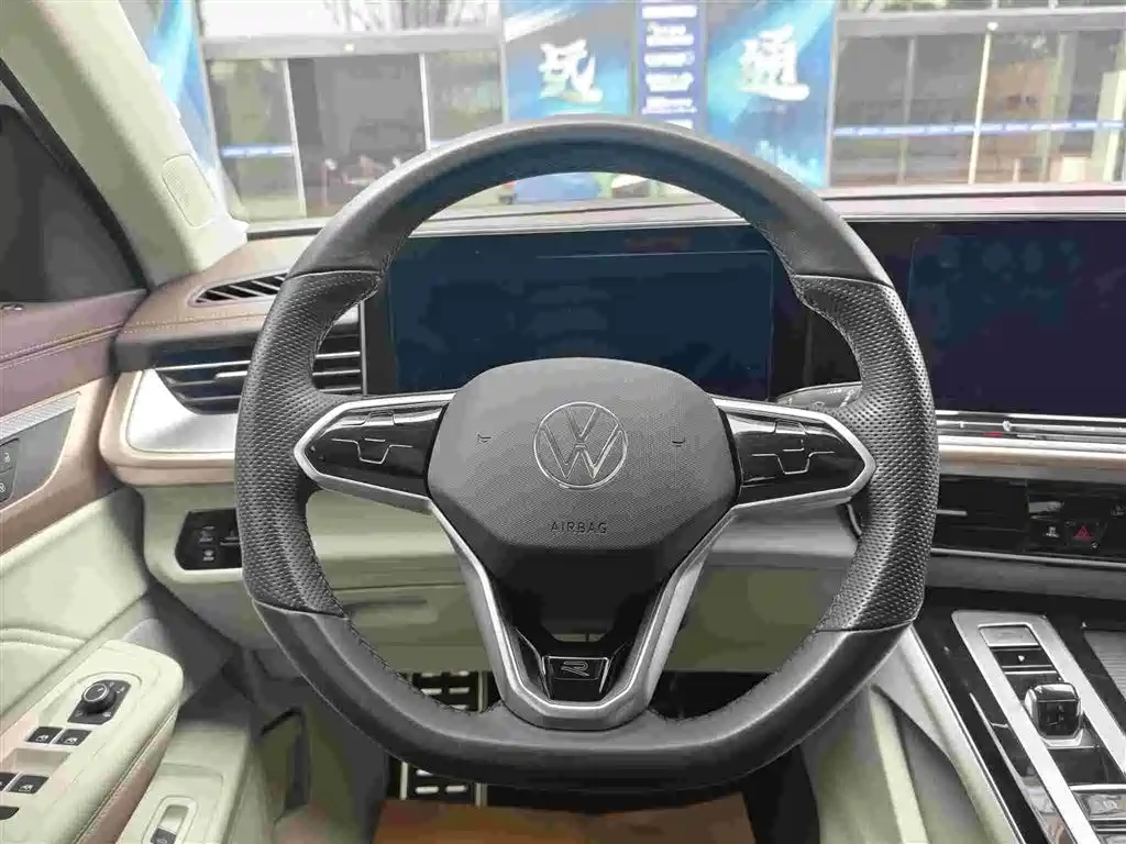 Volkswagen Talagon 2024 380TSI 4WD R-Line Touring фото 12