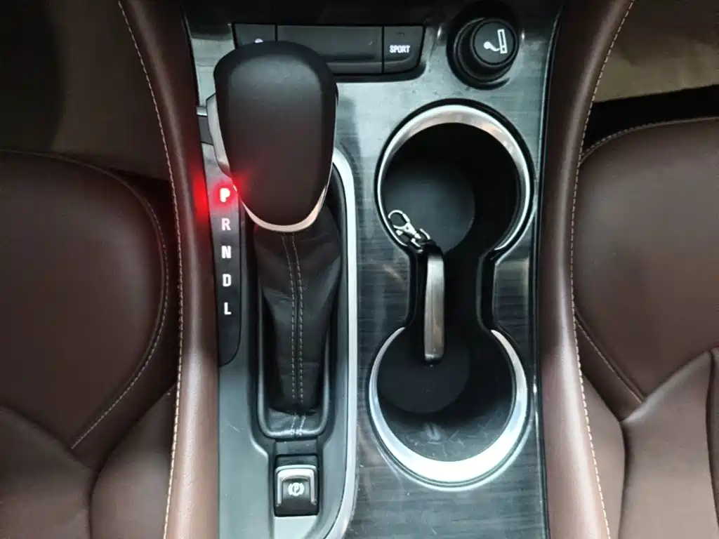 Фото 14 - Buick Envision Plus