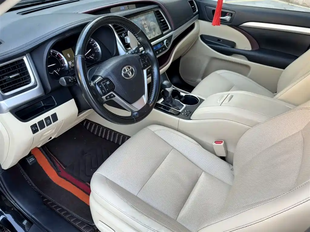 Toyota Highlander 2015 2.0T FWD Luxury Navigation Edition 7-seater фото 6