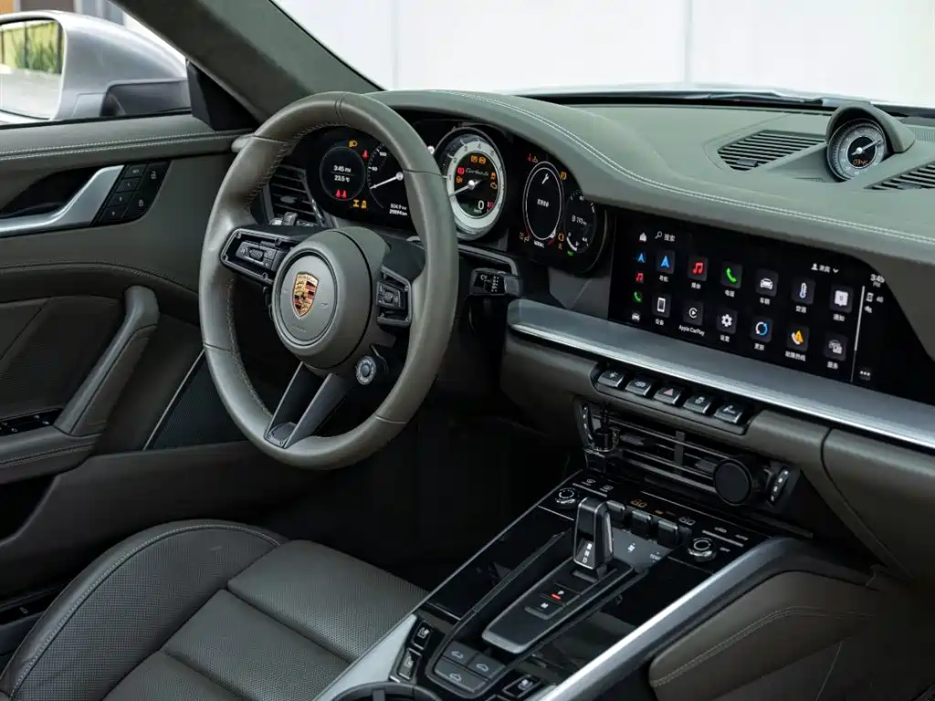 Porsche 911 2022 Turbo S 3.7T фото 12