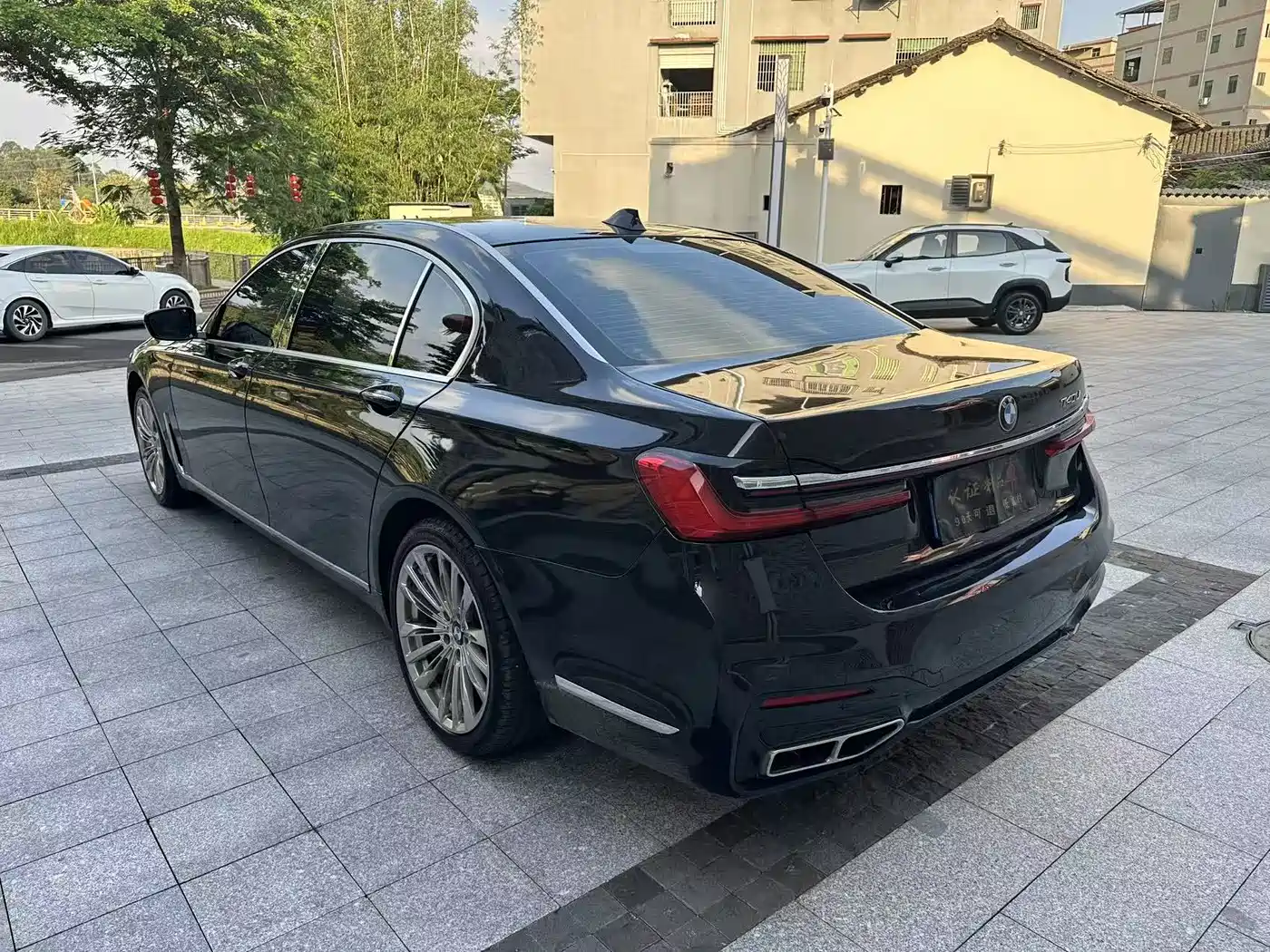 BMW 7 Series 2011 730Li Elegance фото 6
