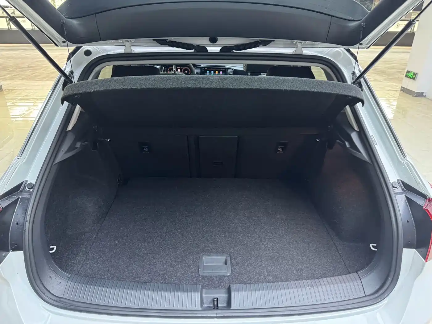 Volkswagen T-Roc, миниатюра 20