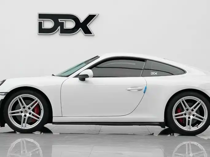 Photo 7 - Porsche 911