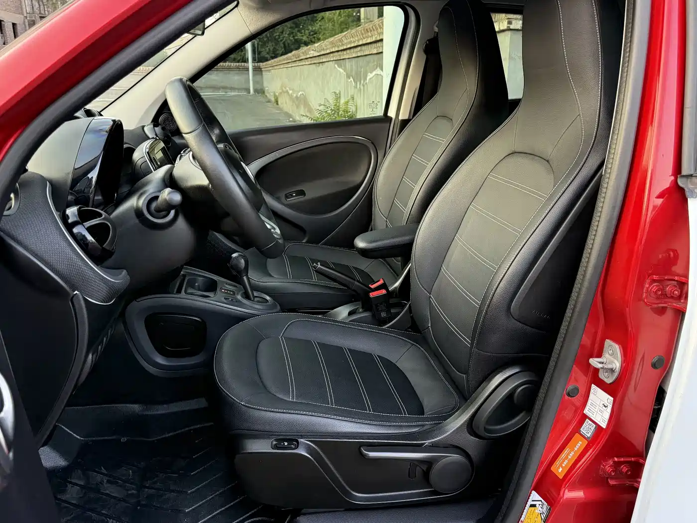smart forfour 2016 2016 Model 0.9T 66kW Pioneer Edition