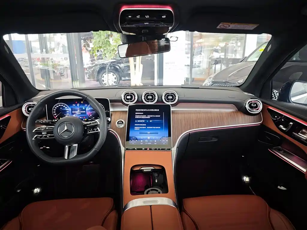 Mercedes-Benz GLC 2025 Facelift GLC 300 L 4MATIC Dynamic 7-seater фото 11