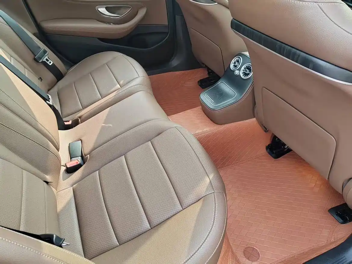 Mercedes-Benz E-Class 2023 E 300 L Sport Fashion фото 12