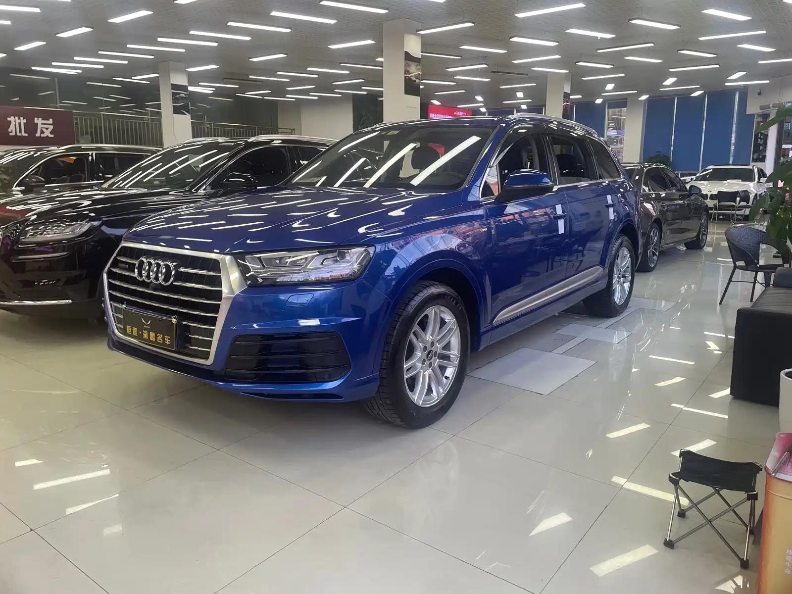 Photo 1 - Audi Q7