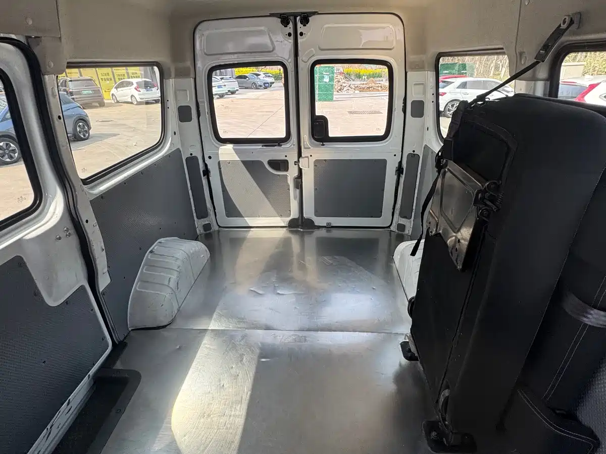 SAIC MAXUS XINTU V80