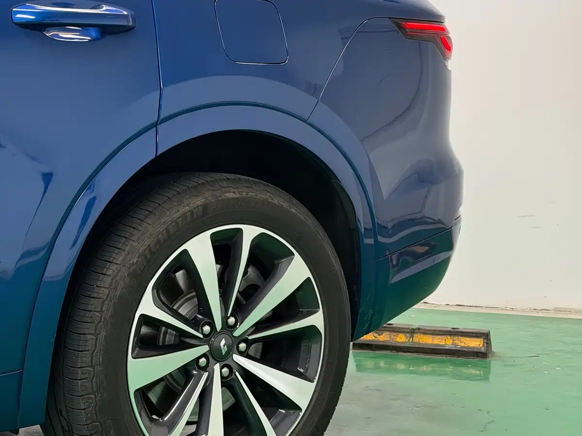 Li Auto Li ONE 2020 2020 Extended Range 6-seater