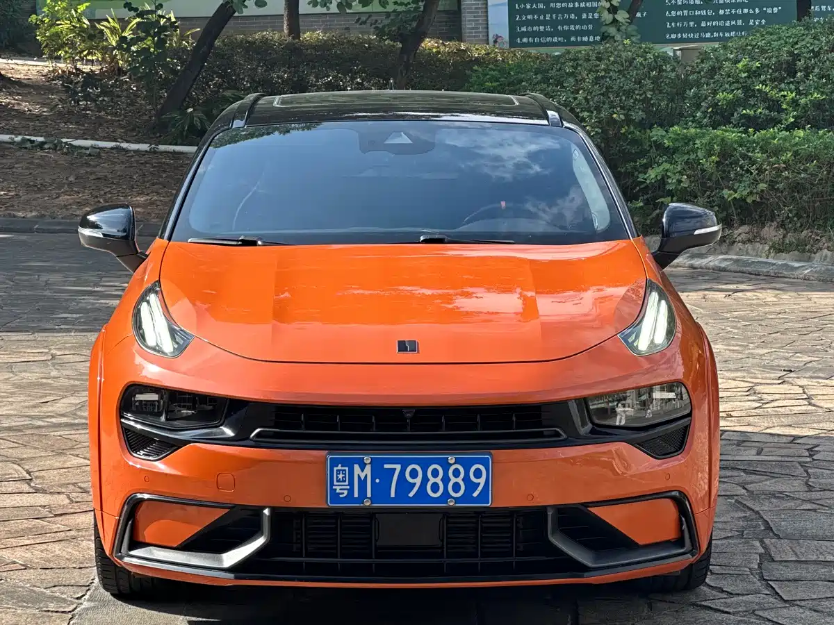 LYNK & CO. 02 HATCHBACK