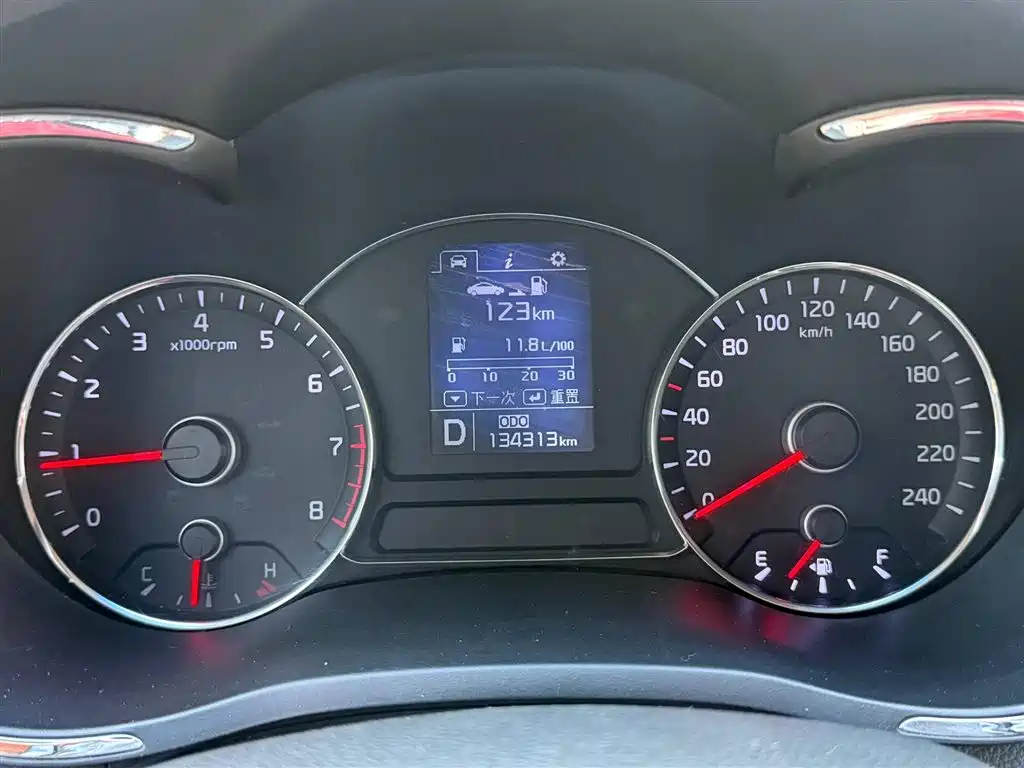Kia K3 2013 1.6L Automatic GL фото 15