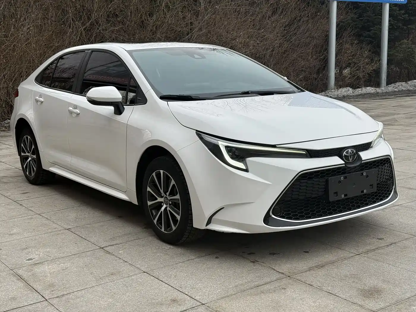 Toyota Levin 2023 185T CVT Luxury фото 3