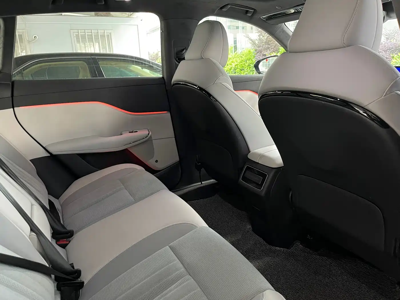 Voyah Auto Voyah Zhiyin 2024 Long Range Super Charging Edition фото 5