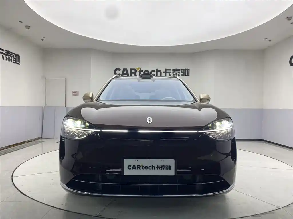 AITO Wenjie AITO M9 2025 Extended Range Ultra 52kWh 6-Seater фото 3