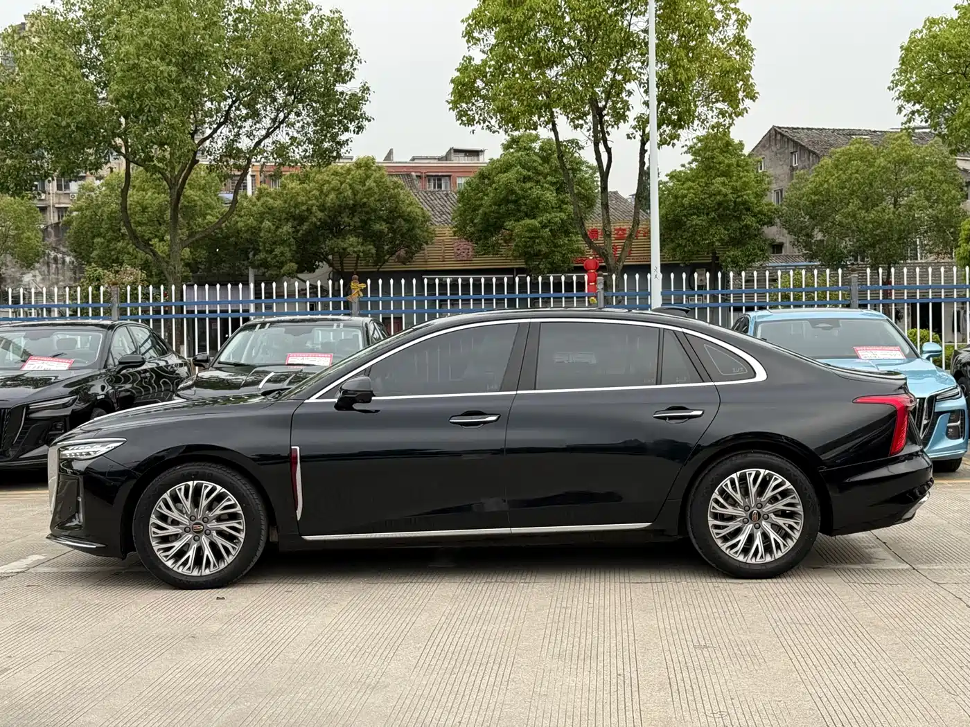 Hongqi H5 2023 2.0T Auto Smart Connect Flag Comfort фото 4