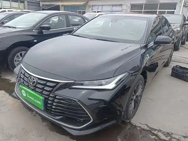 Toyota Avalon 2.0L XLE, Престиж