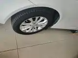 Фото 23 - Geely Vision