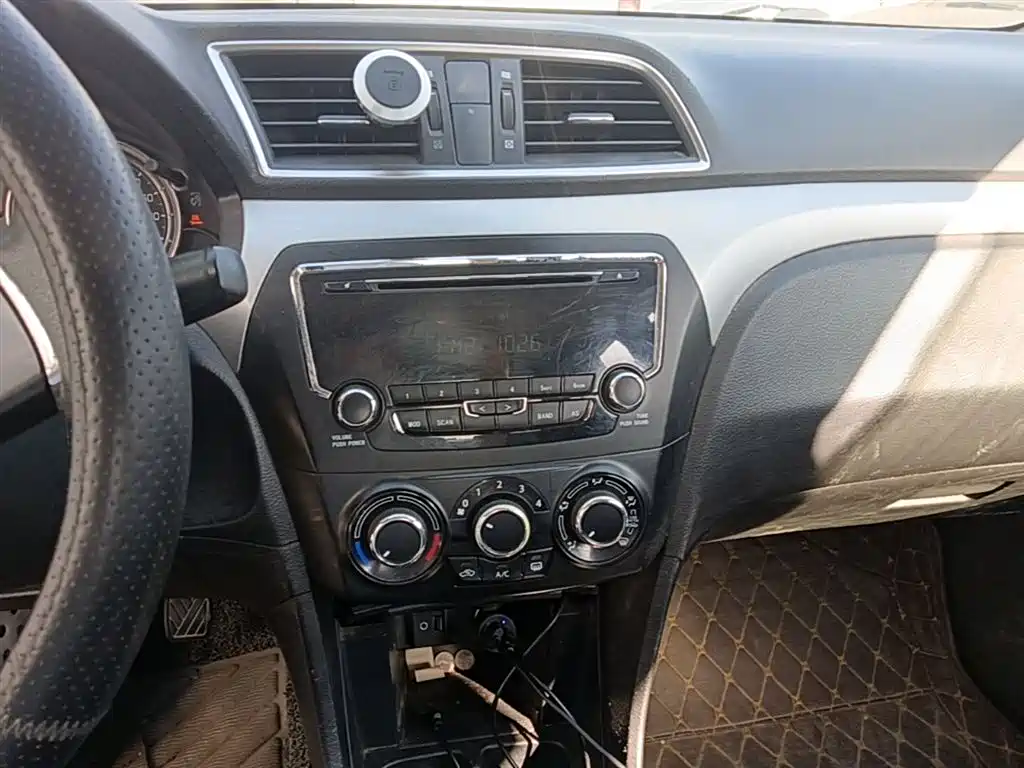 Suzuki Alivio 2016 2015 1.6L Manual Comfort