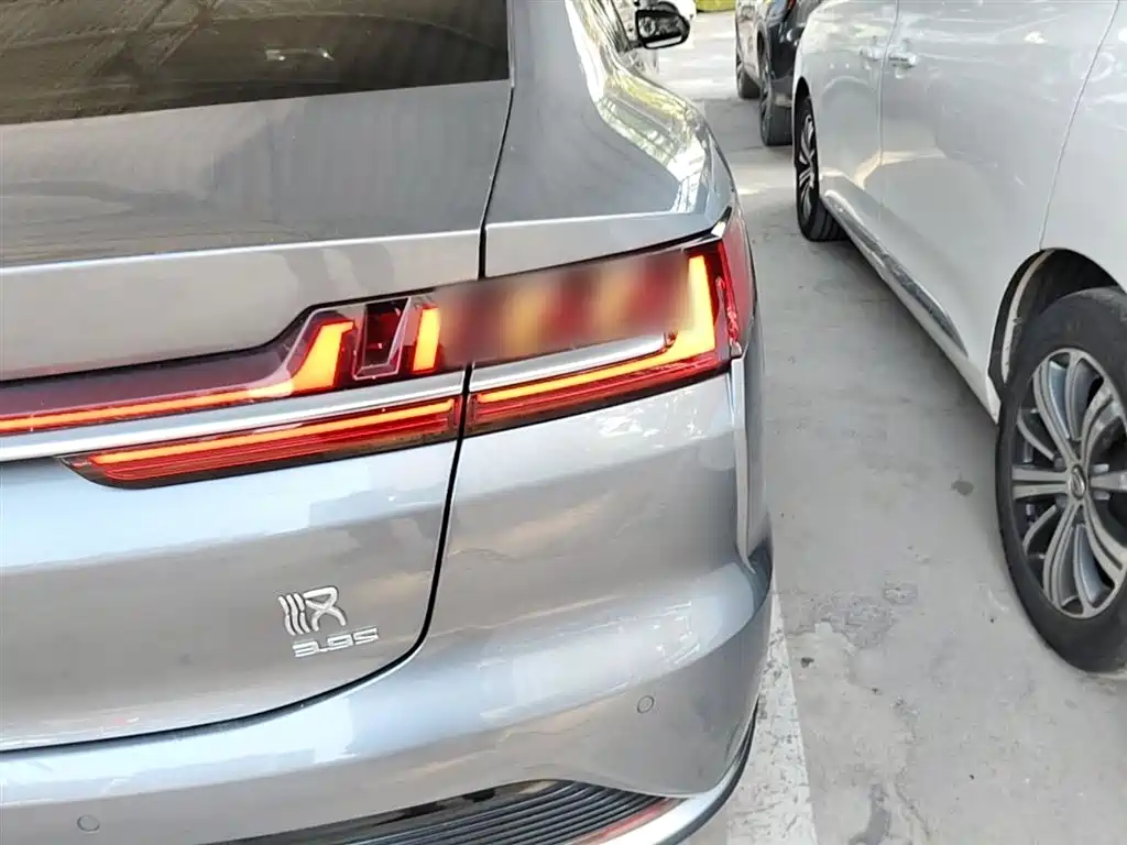 BYD Han 2021 EV Standard Range Luxury фото 8