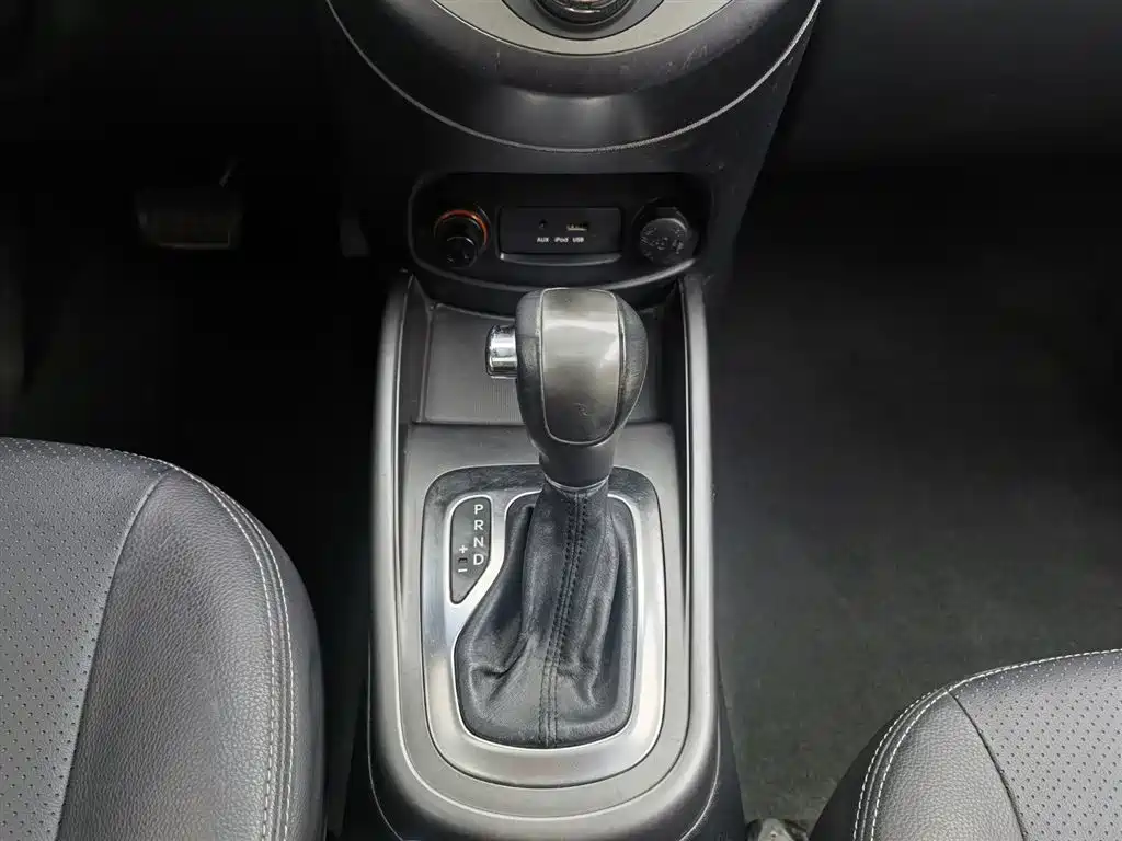 Kia Soul 2013 1.6L AT Premium фото 13