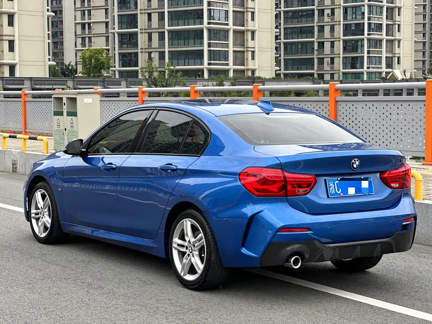 BMW 1 Series 2019 118i M Sport Package фото 14