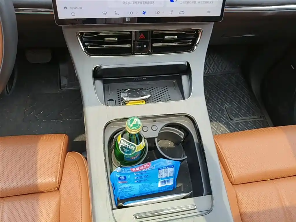 GAC Trumpchi Trumpchi Xiangwang M8 2025 Model QianKun Series Ultra First Class фото 14