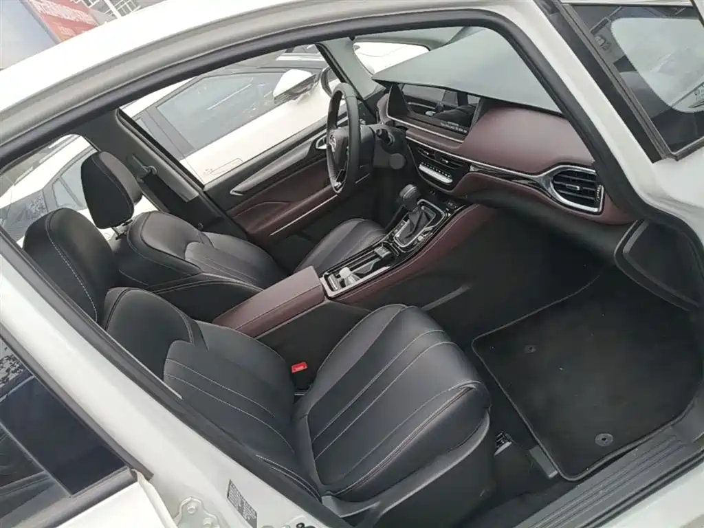 GAC Trumpchi Trumpchi M6 2023 PRO 270T DCT Luxury Edition фото 25