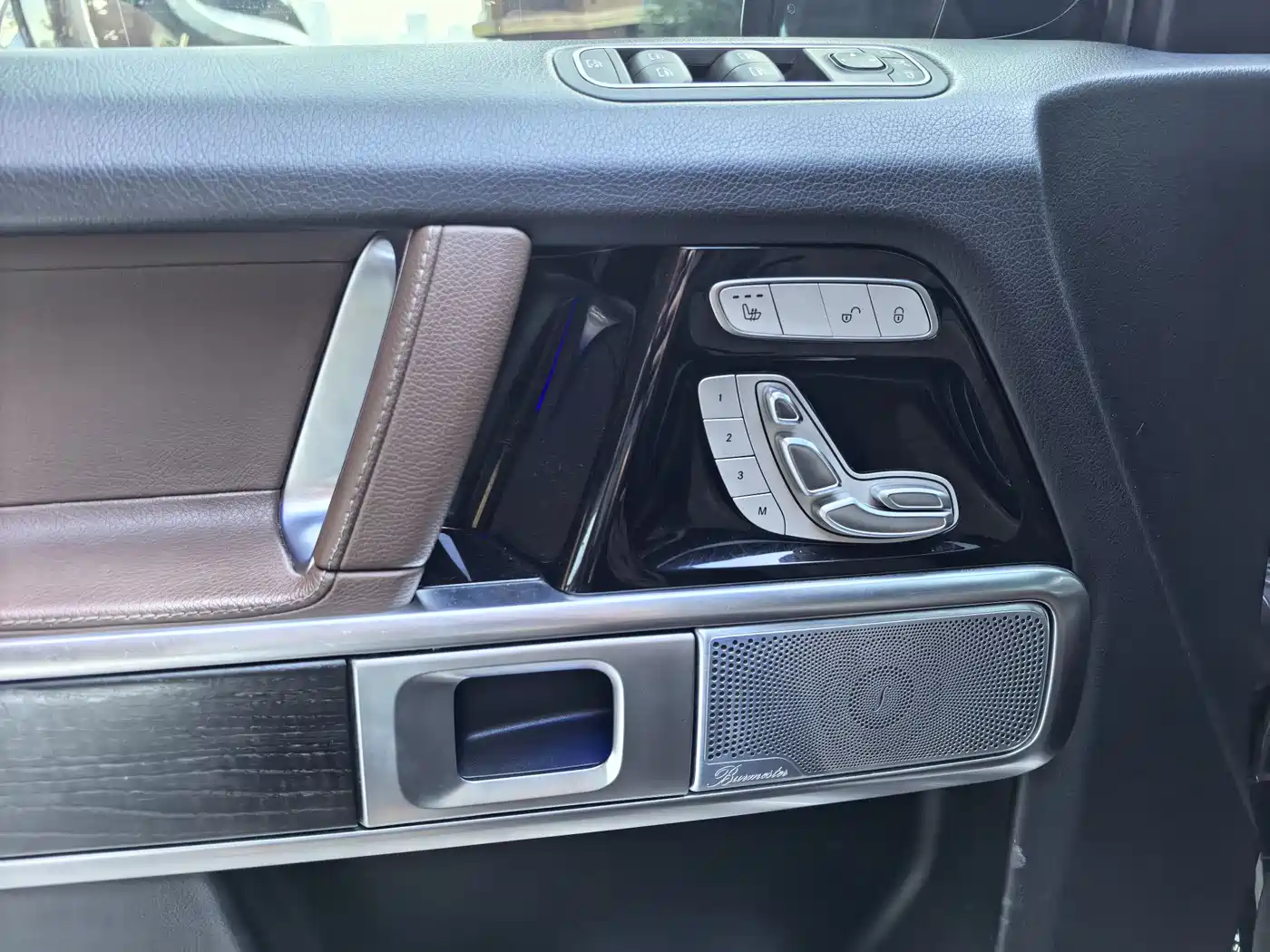 Mercedes-Benz G-Class 2024 G 350 фото 10