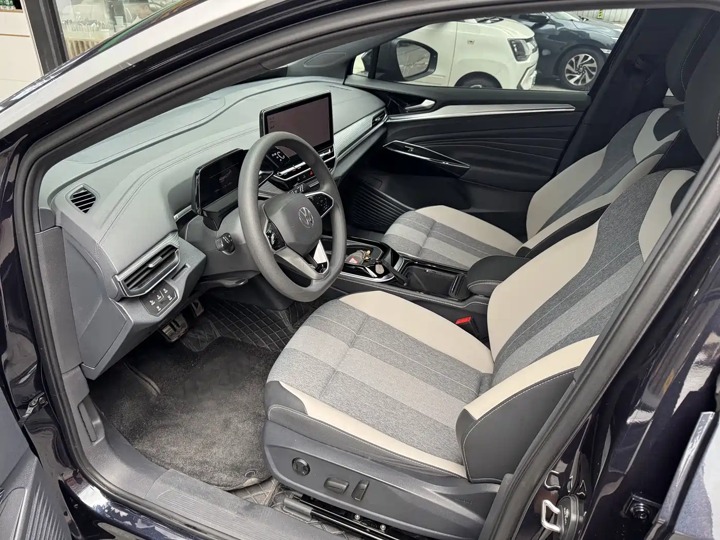 Volkswagen ID.4 CROZZ 2025 2024 Pure Limited Edition