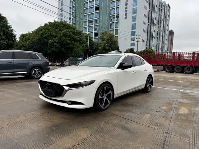 MAZDA 3 ANGKESAILA