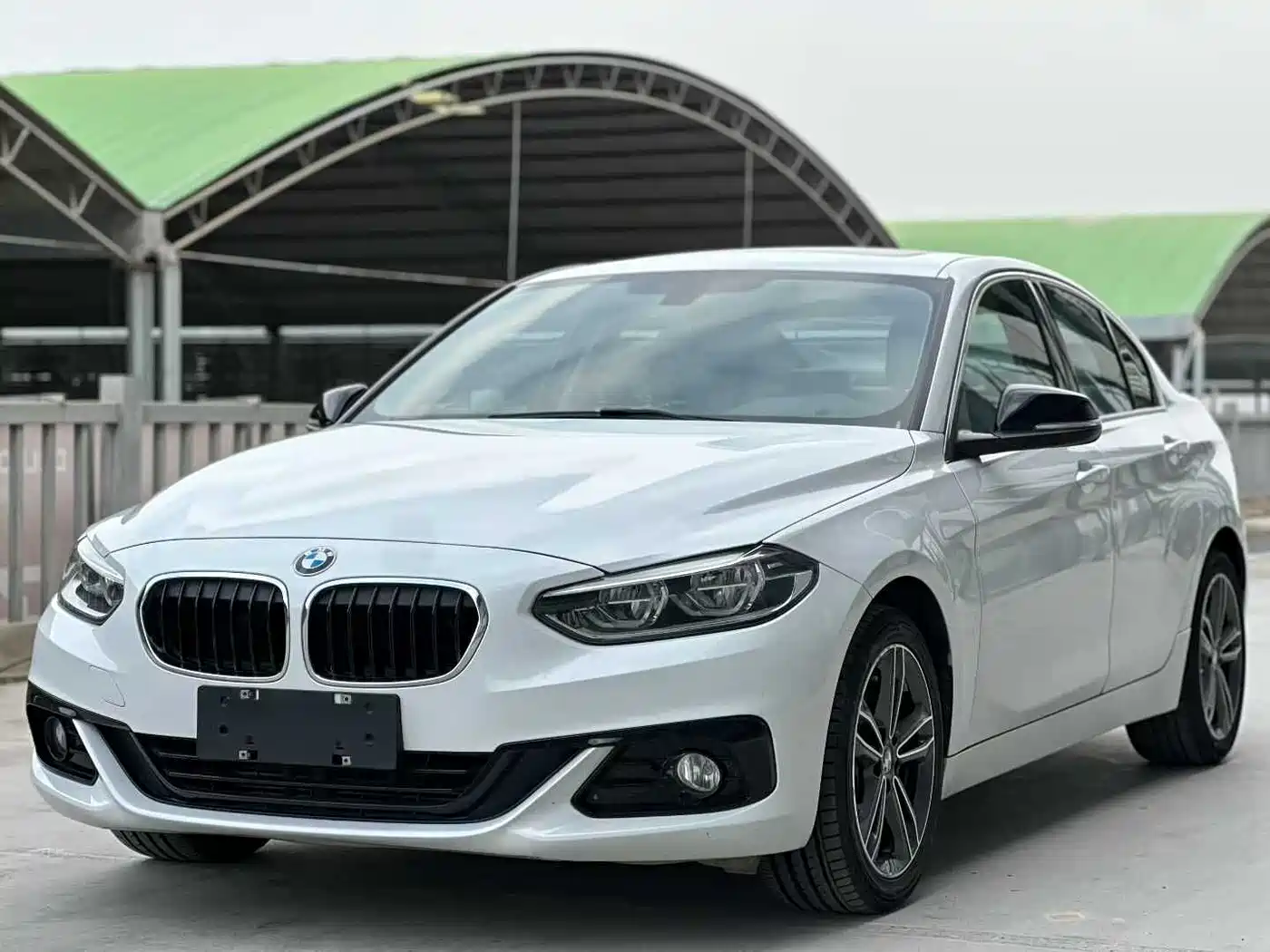 BMW 1 Series 2018 118i Sport Edition